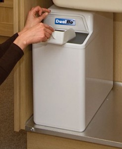Inserting salt into a tablet softener