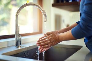 washing hands with soft water